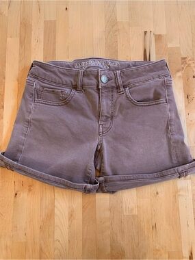 American Eagle - Shorts - Midi -faded burgundy - Size 2